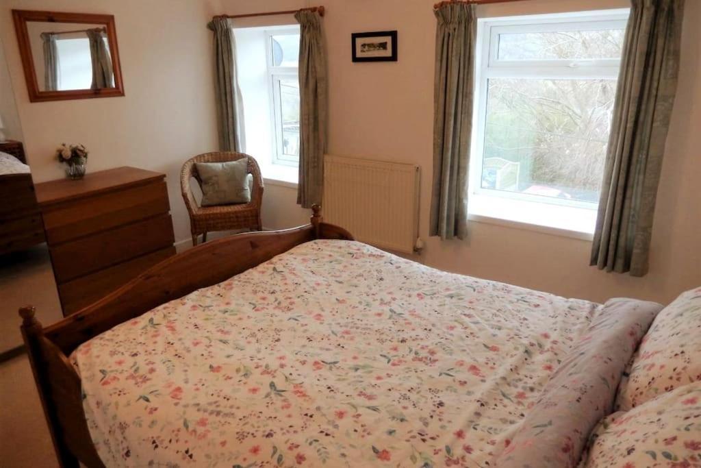 Welsh Holiday Home Sleeps 5 Close To Beaches & Mountains Nantlle Exterior photo